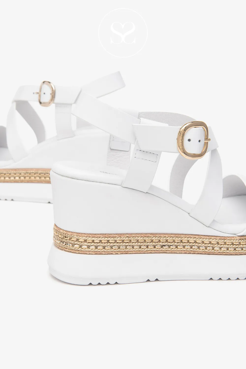 NERO GIARDINI E513550D WHITE LEATHER WEDGE SANDALS